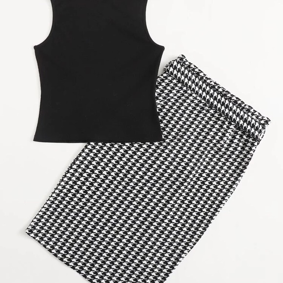 Black top and gingham skirt - Picture 3 of 5